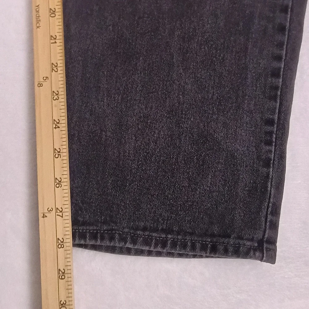 Vintage Levis 550 Relaxed Fit Made in USA Black Wash Jeans Mens 44x30 Fit 42x28